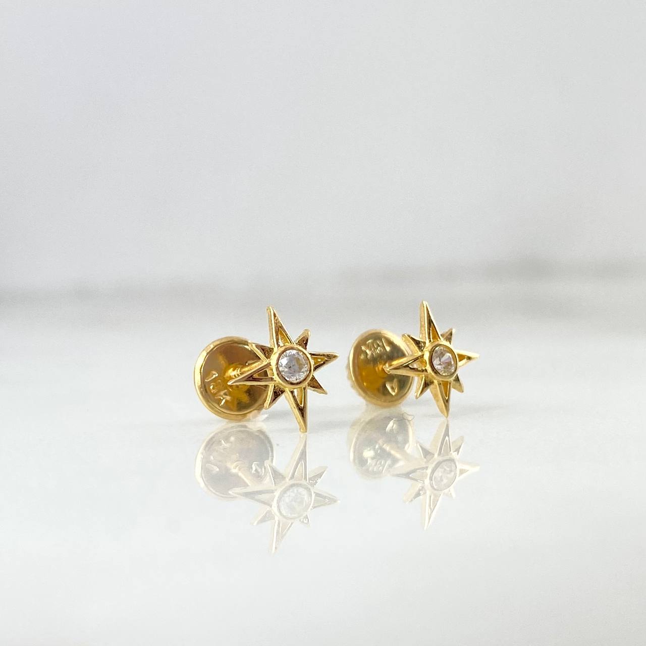 Stud Earrings Cardinal Star 0.85gr / 8mm / White Zircon 18K Yellow Gold