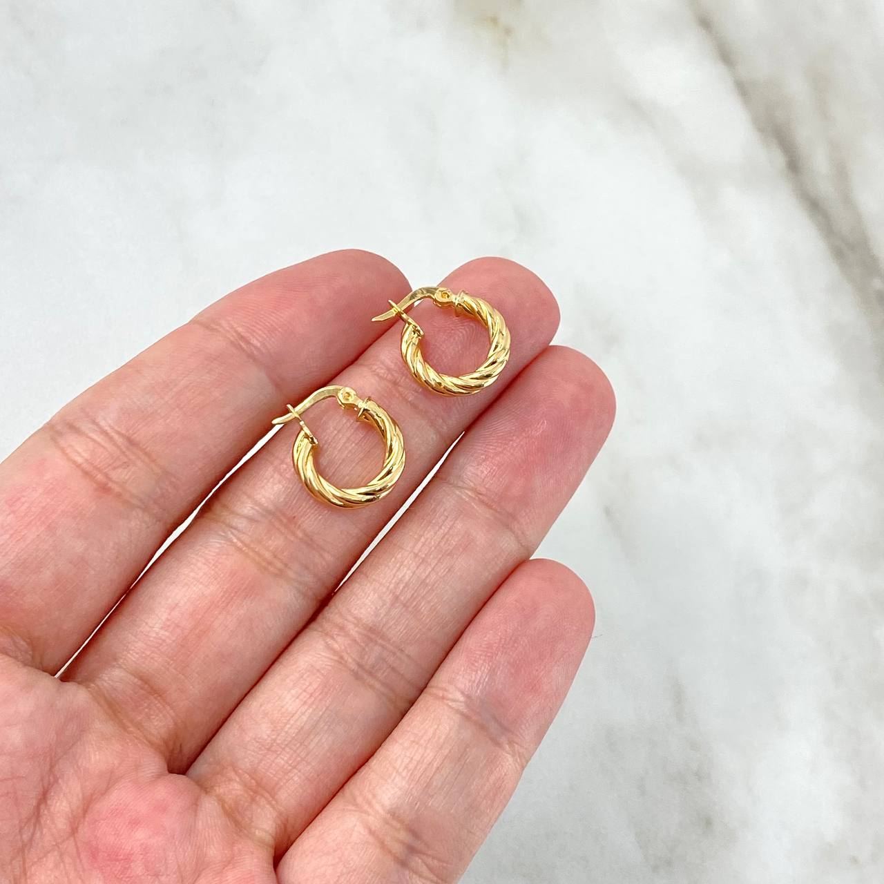 Hoop Earrings Emmi 1.15gr / 1.2cm / 18K Yellow Gold ©