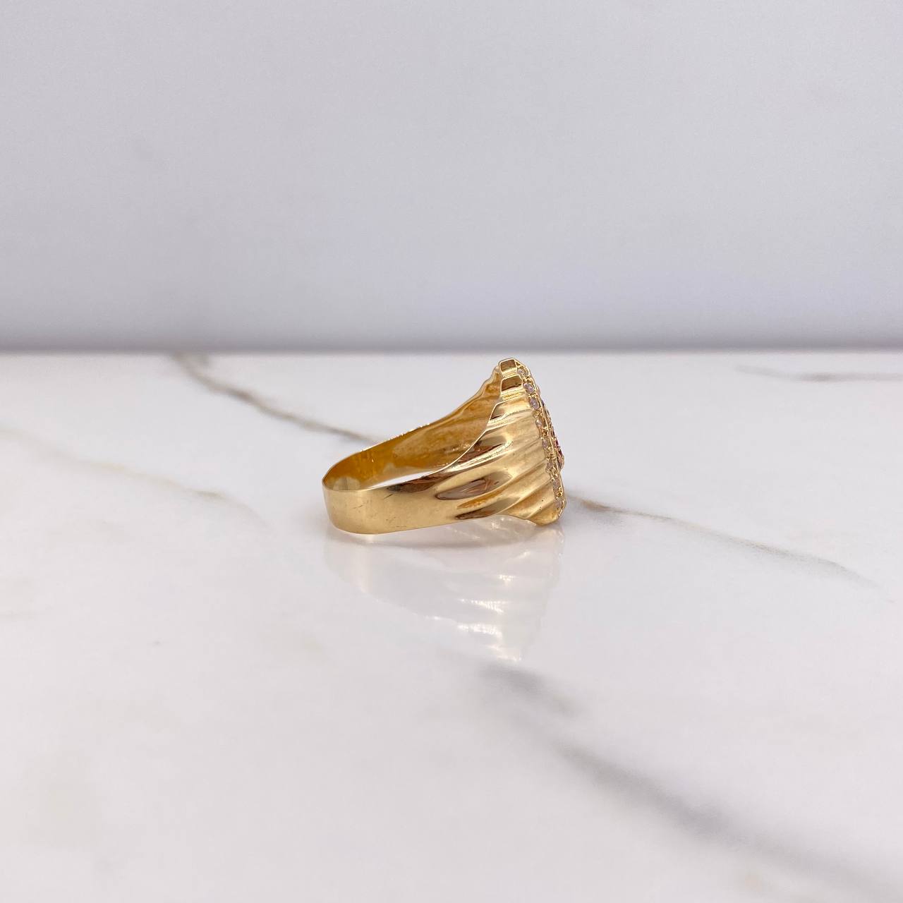 Virgin Guadalupe Ring 6.15gr / Size 9 3/4 / White Blue Fuchsia Zircons Yellow Gold &