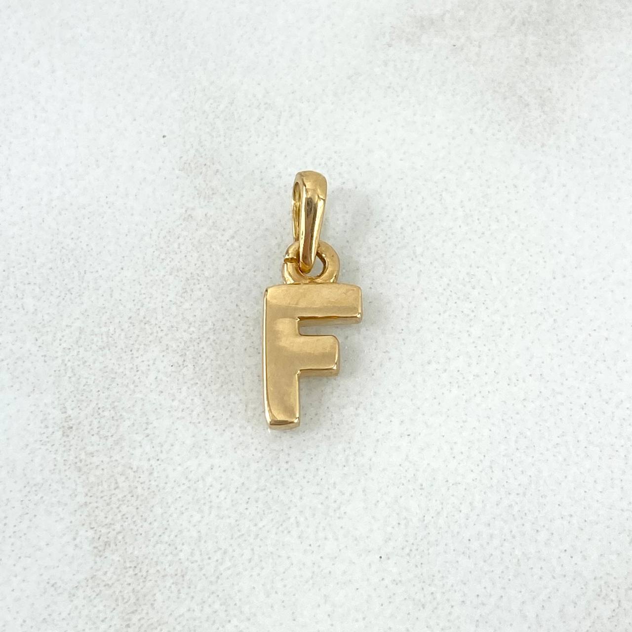 Dije Letra F Lisa 0.6gr / 1.4cm / Oro Amarillo