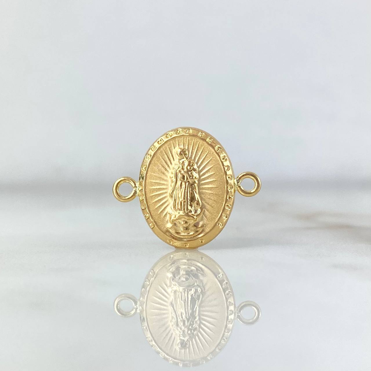 Charm Virgen Guadalupe 0.9gr / 1.5cm / Oval -Stamped 18K Yellow Gold