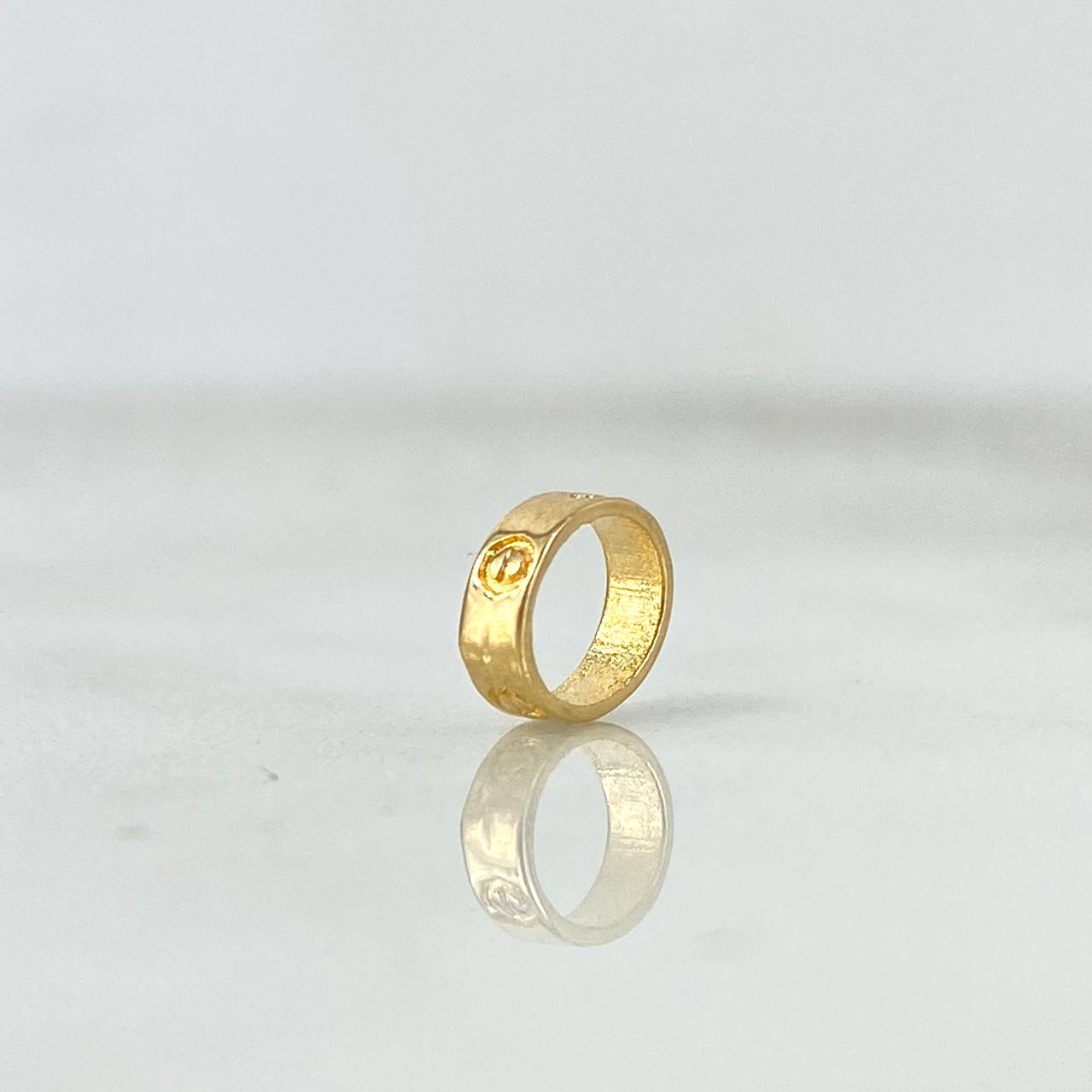 Charm Screw 0.3gr / 0.8cm / Oval Yellow Gold ©