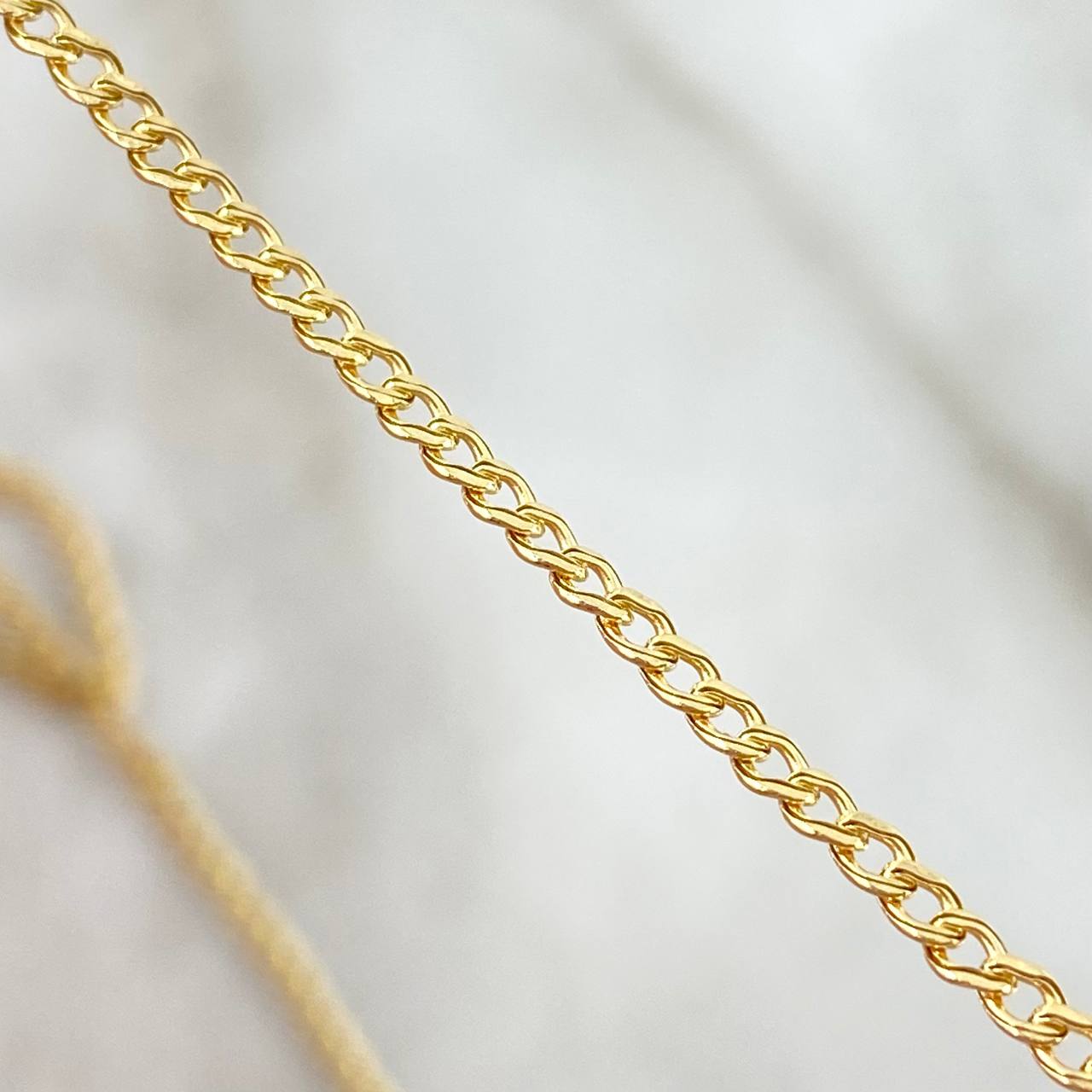 Cuban Links 2.05gr / 23 1/2 in / 2mm Yellow Gold +1 18K *
