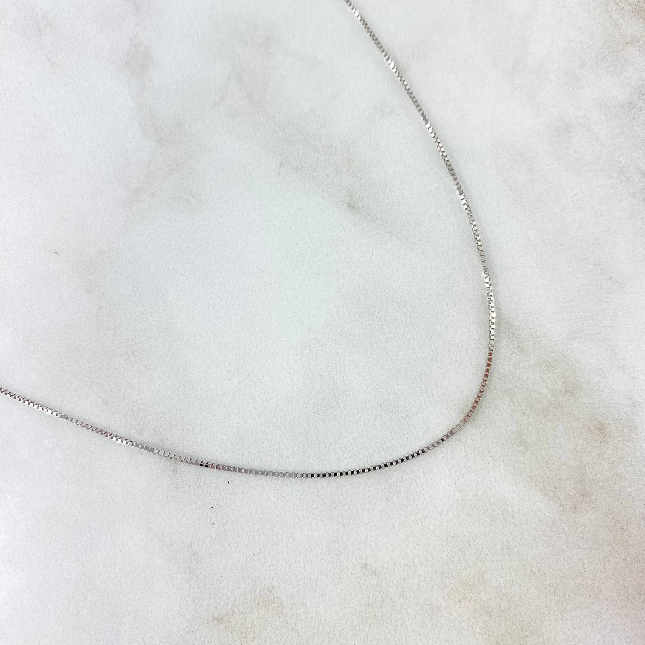 Cadena Veneciana 2.1gr / 15 3/4 in / 0.9mm Oro Blanco +3 18K *