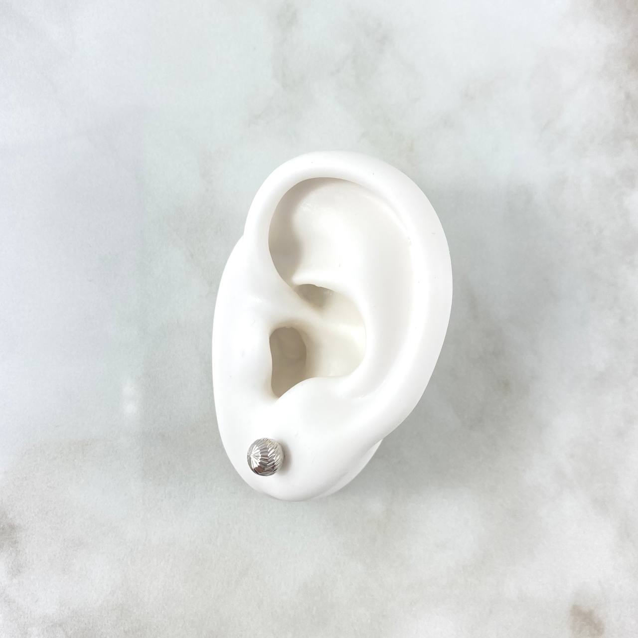 Stud Earrings Bead 6mm 0.8gr / Diamond Cut White Gold