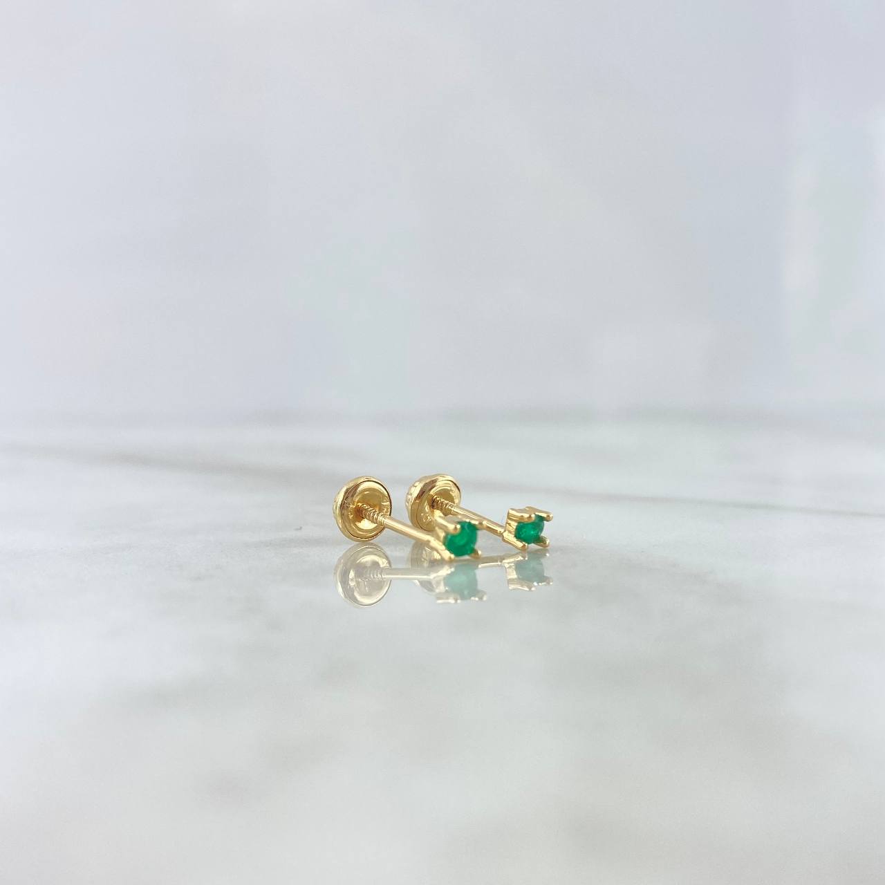 Topos Chispa 0.7gr / 2.5mm Esmeraldas 9pts Oro Amarillo (Joya) *