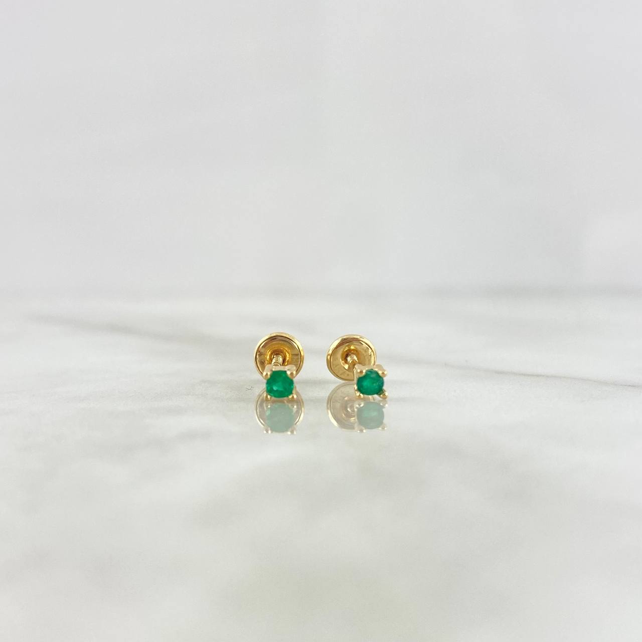 Topos Chispa 0.7gr / 2.5mm Esmeraldas 9pts Oro Amarillo (Joya) *