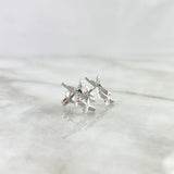 Topos Lucero 2.45gr / 1.5cm / Esmeraldas 6 pts - Diamantes Blancos 8 pts Oro Blanco (Joya) ©