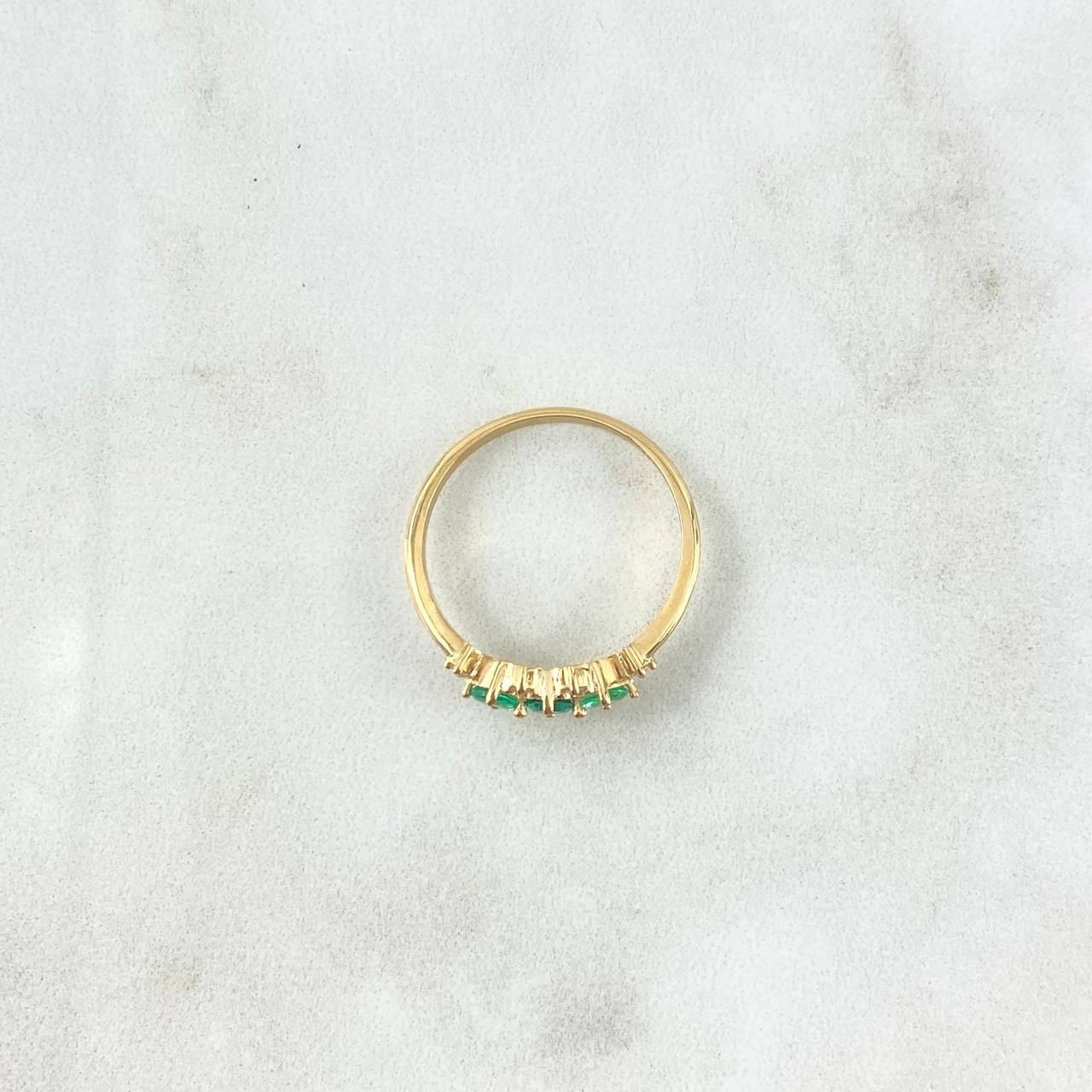 Trio Sparkling Ring 2.4gr / Size 7 1/2 / Emeralds 26pts - White Diamonds 12pts Yellow Gold (Jewel)