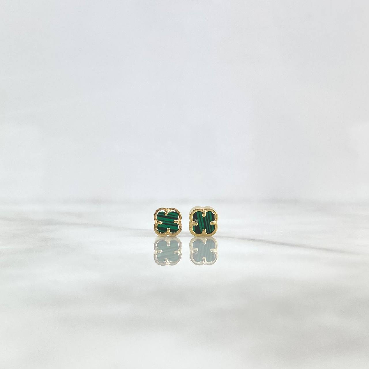 Topos Trébol VCyA 2.25gr / 1/4 in / 7mm Malaquita Verde Lisa Oro Amarillo Nac.Esp.