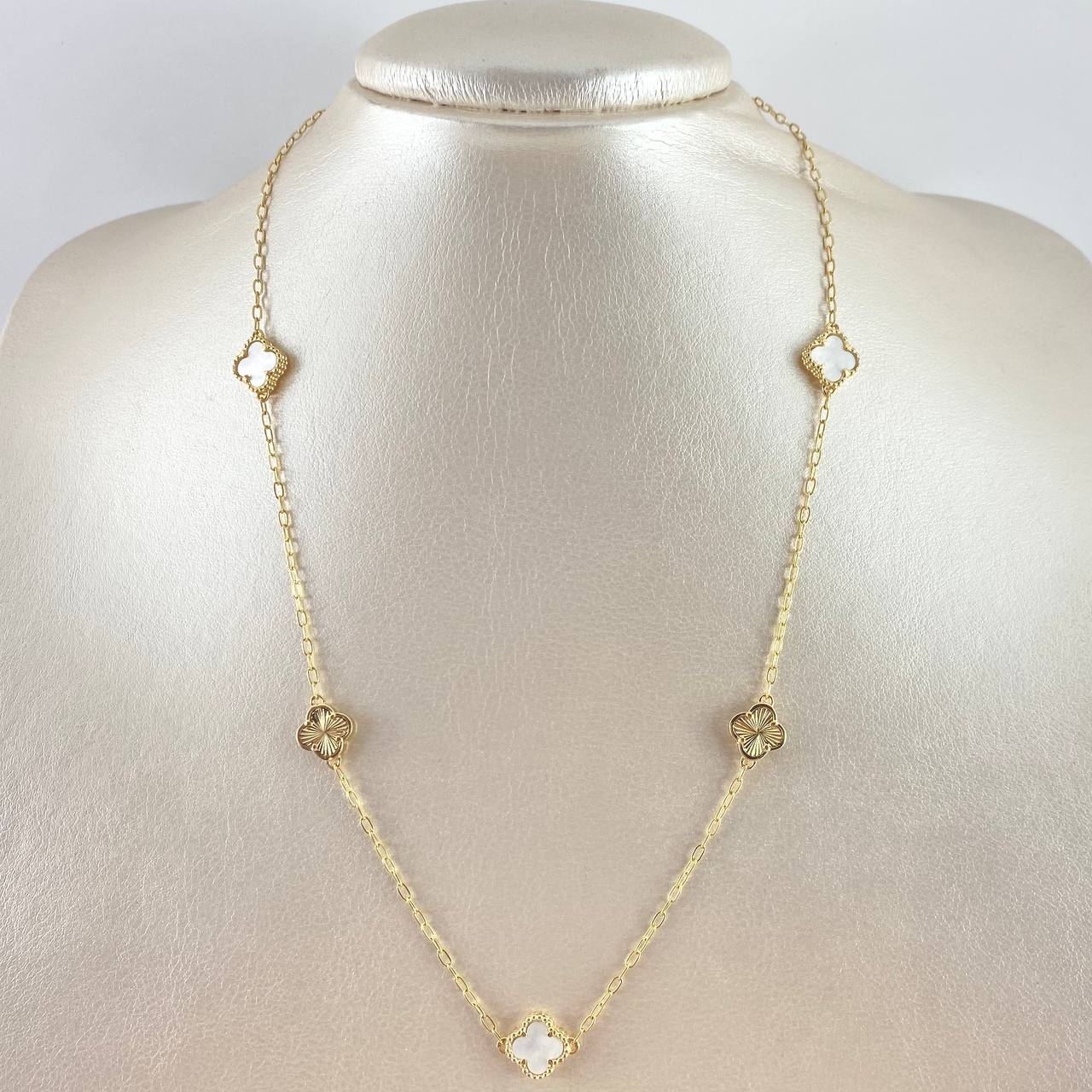 Classic Link Chain Trébol VCyA 7.4gr / 45cm / 10mm White Pearl Dotted - Diamond Cut Smooth Yellow Gold