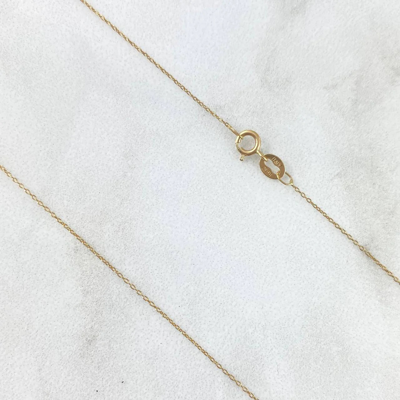 Set Cadena Aro Seguido + Dije Dije Virgen De La Miladrosa / 1gr / 17 3/4 in Oro Amarillo 18K