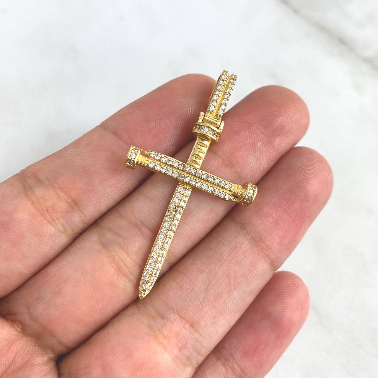 Dije Cruz Clavo 4.1gr / 2 in / Oro Amarillo 18K