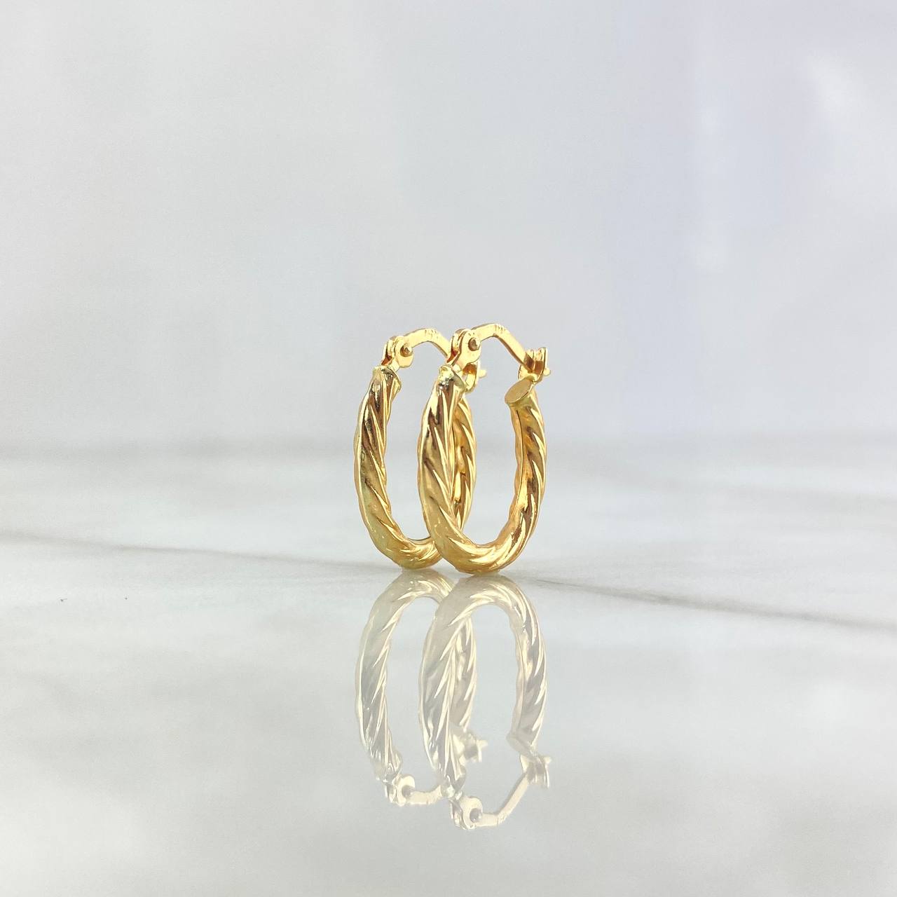 Candongas Mary Ovalada 1.2gr / 3/4 in / Oro Amarillo 18K *