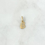 Pendant Letter E Cursive 0.45gr / 0.8in / 18K Gold ©
