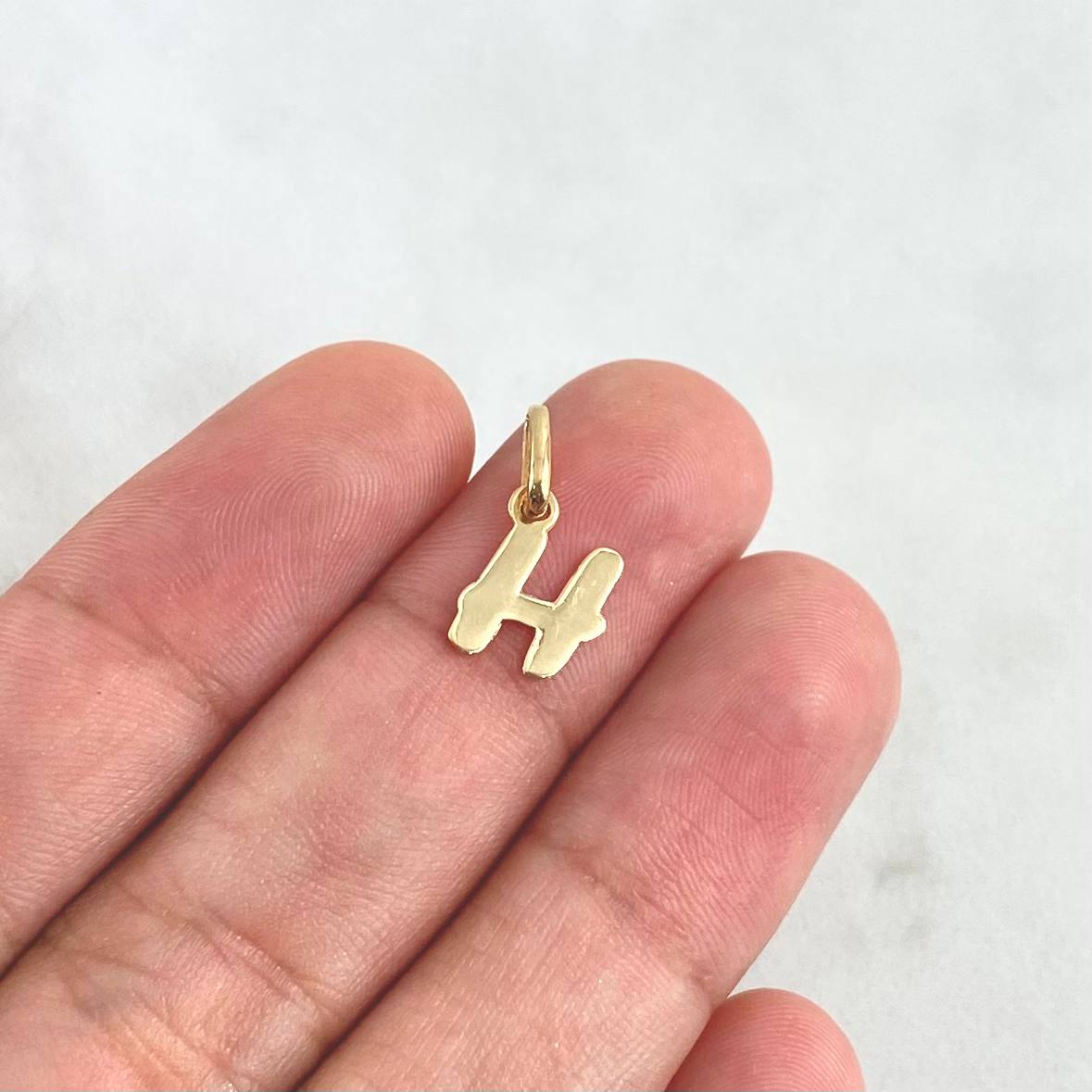 Pendant Letter H Italic 0.45gr / 1.5cm / Polished Yellow Gold