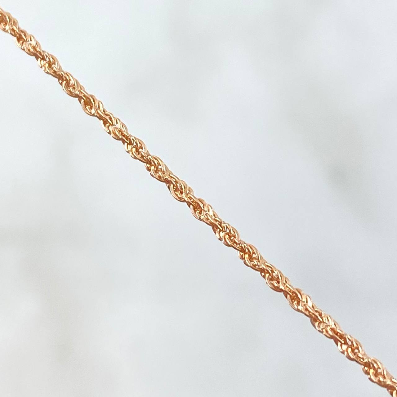 Cadena Lazo 0.85gr / 45cm / 1.2mm + Dije Mano Hamsa - Filigrana 1.15gr / 2.4cm Oro Rosa (Oferta)