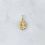 Dije Letra C Ovalada 0.6gr / 1.8cm / Troquelada Oro Amarillo ©