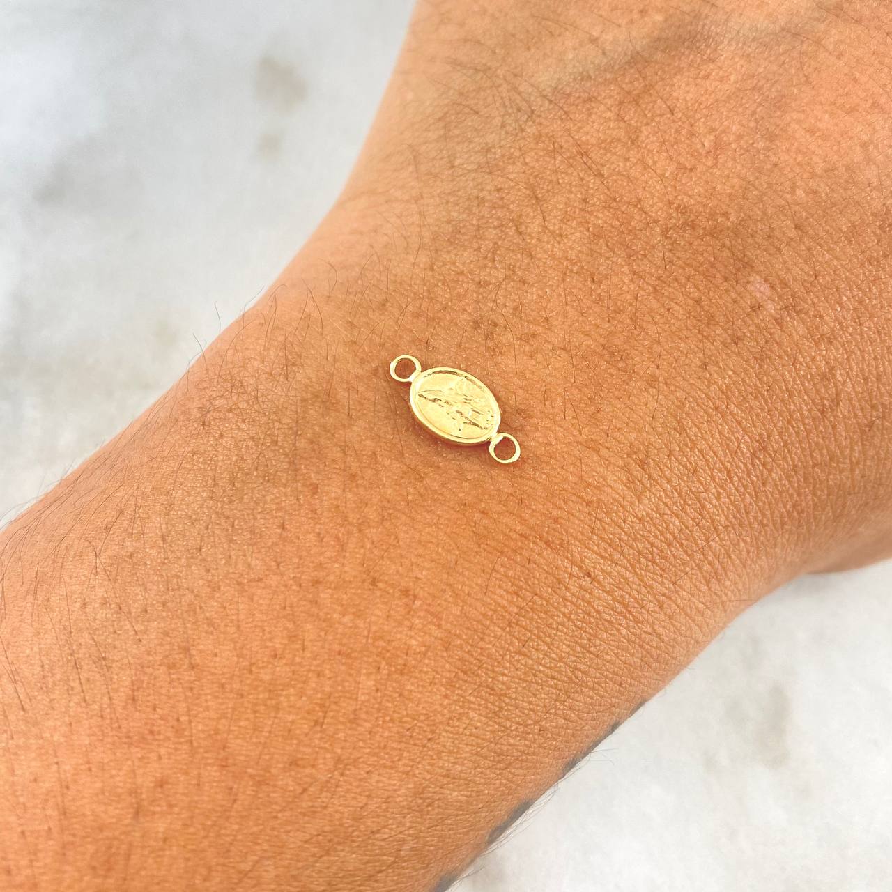 Charm San Miguel Arcángel 0.2gr / 1.3cm / Matte Yellow Gold