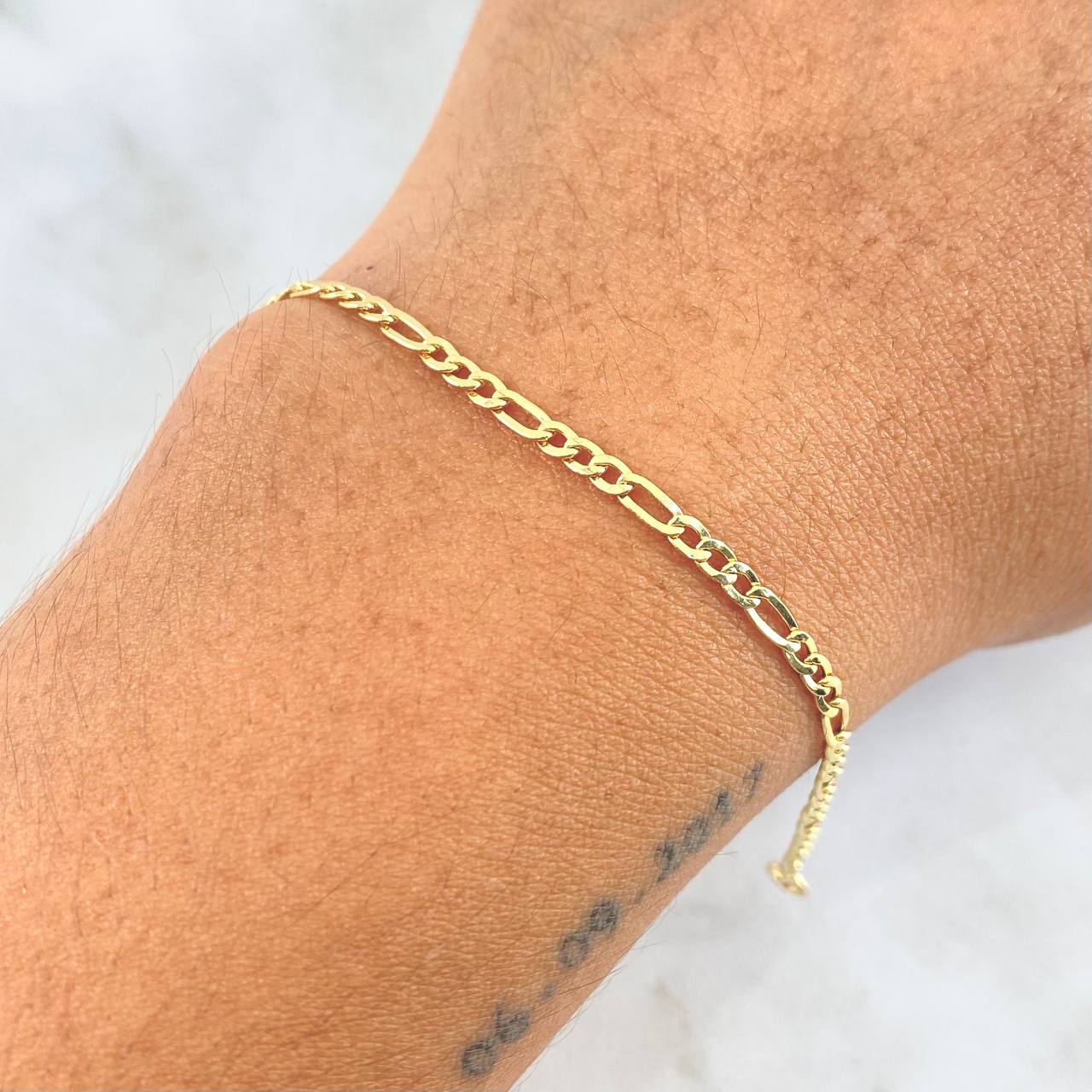Figaro Bracelet 1.45gr / 19.5cm / 2.5mm Yellow Gold +1 18K ©