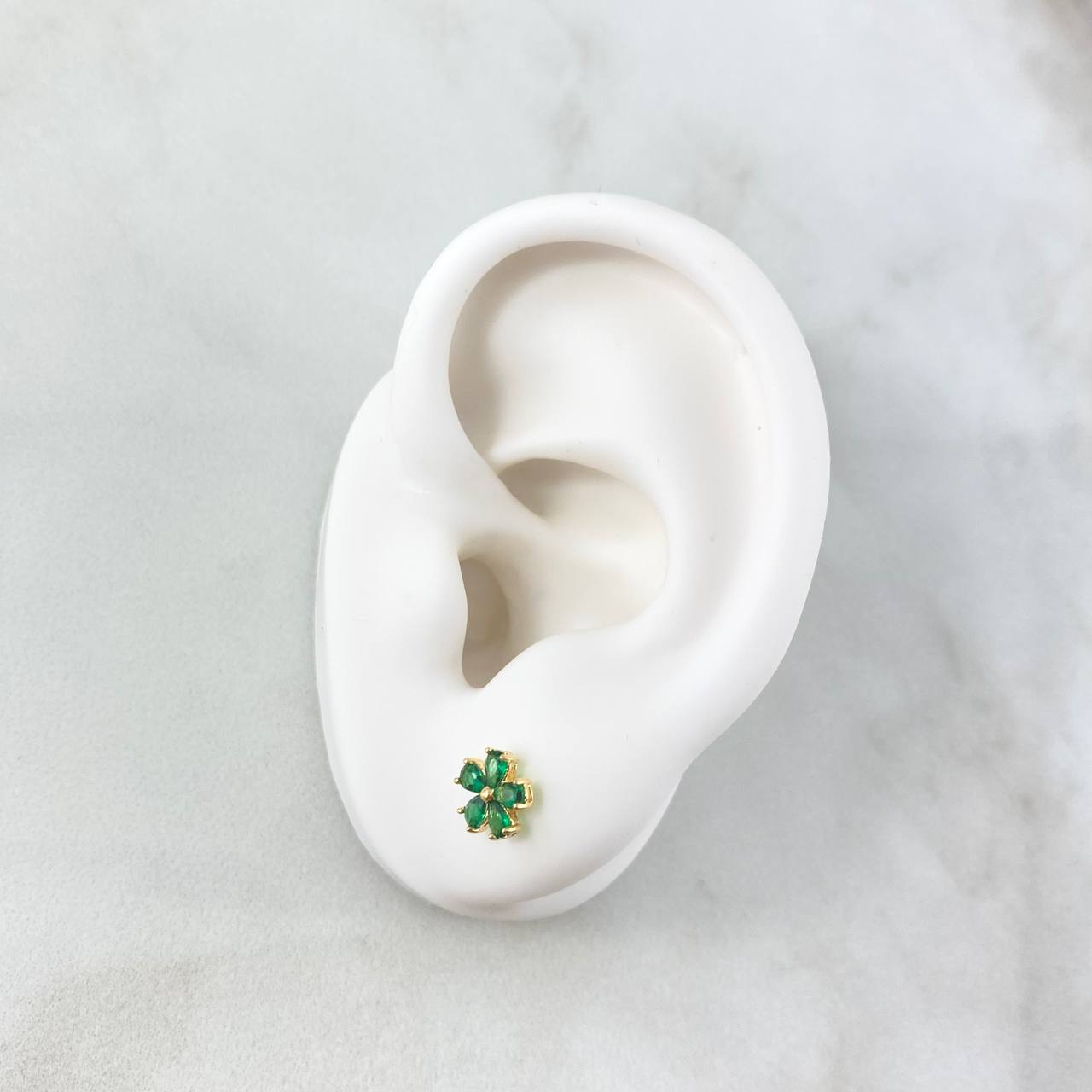 Topos Flor Cinco Petalos 1.1gr / 7mm Circones Verdes Oro Amarillo 18K ©
