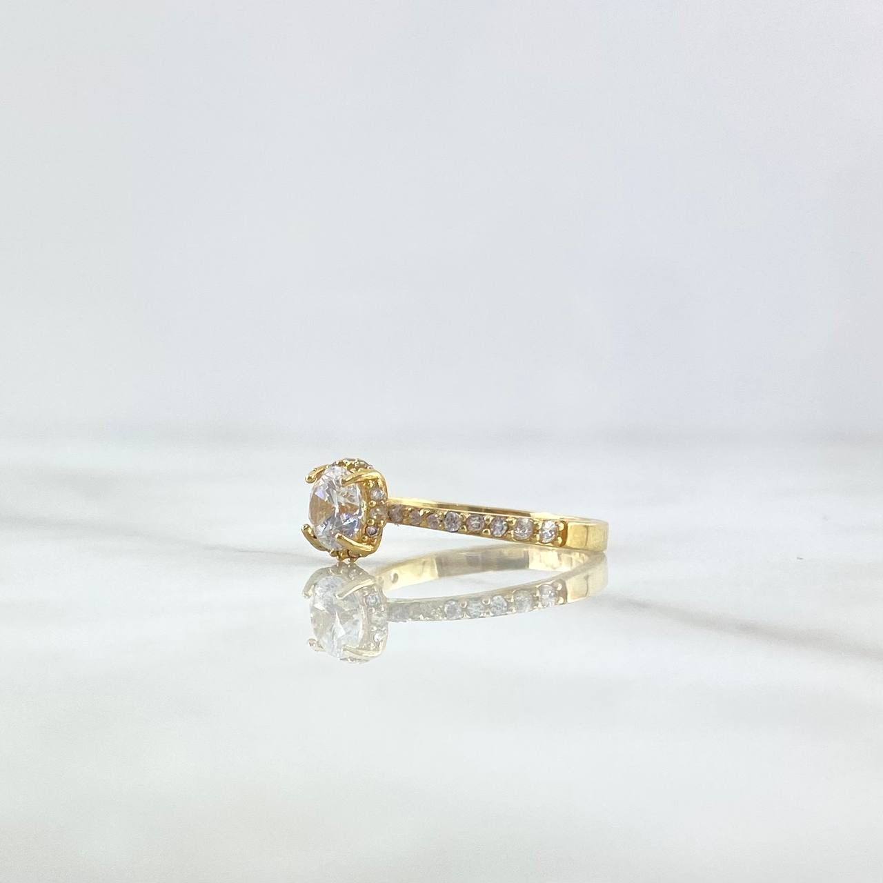 Halo Ring Inlaid 2.5gr / T5 1/4 / White Zircons Yellow Gold