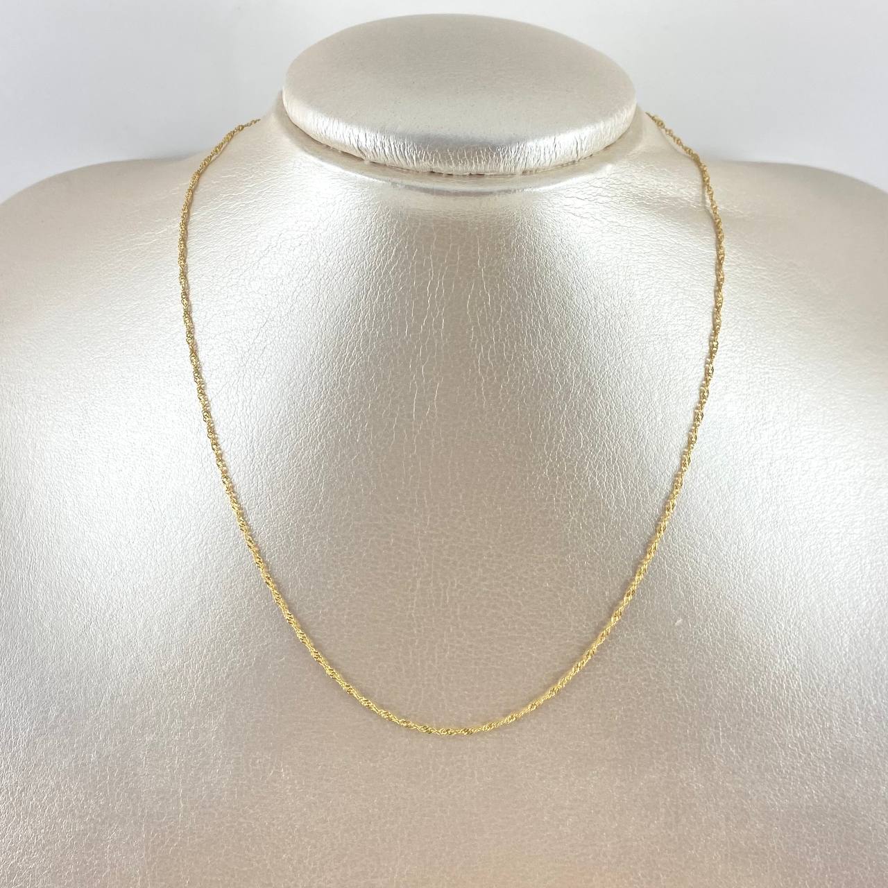 Cadena Singapur 1.55gr / 17 3/4 in / 1.2mm Oro Amarillo +3 18K *