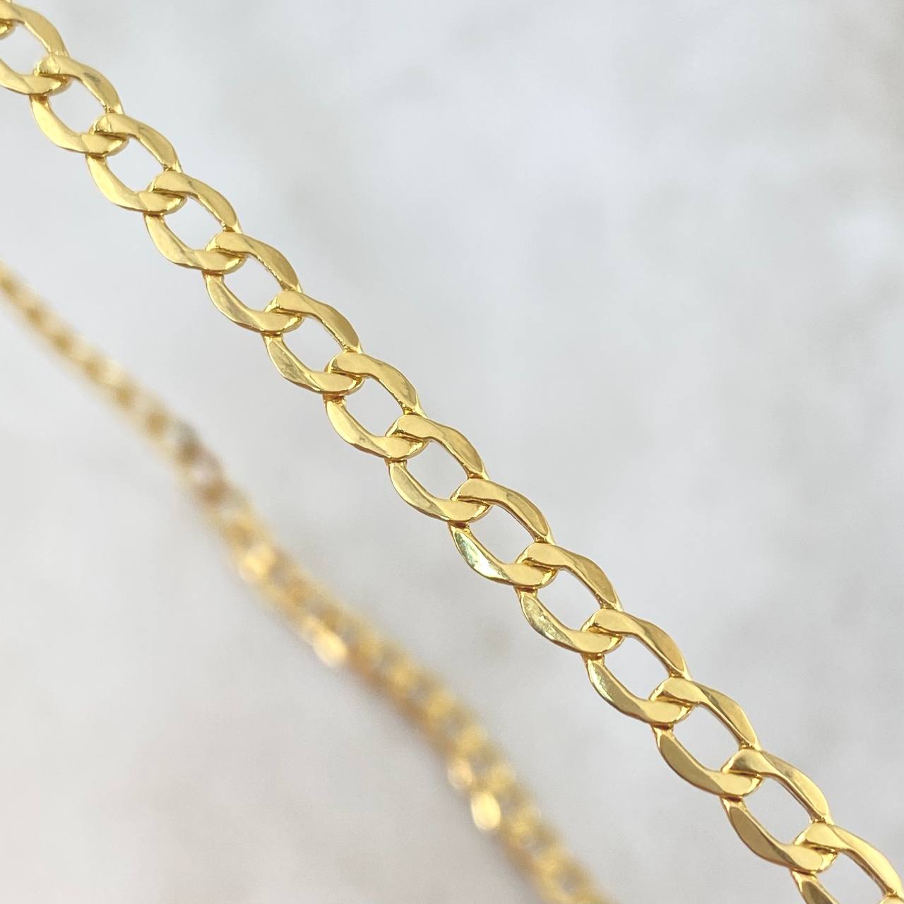 Cuban Links 4.25gr / 17 3/4 in / 3.6mm Yellow Gold +1 18K *