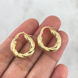 Candongas Anny 3.3gr / 2.1cm / Punteadas Oro Amarillo