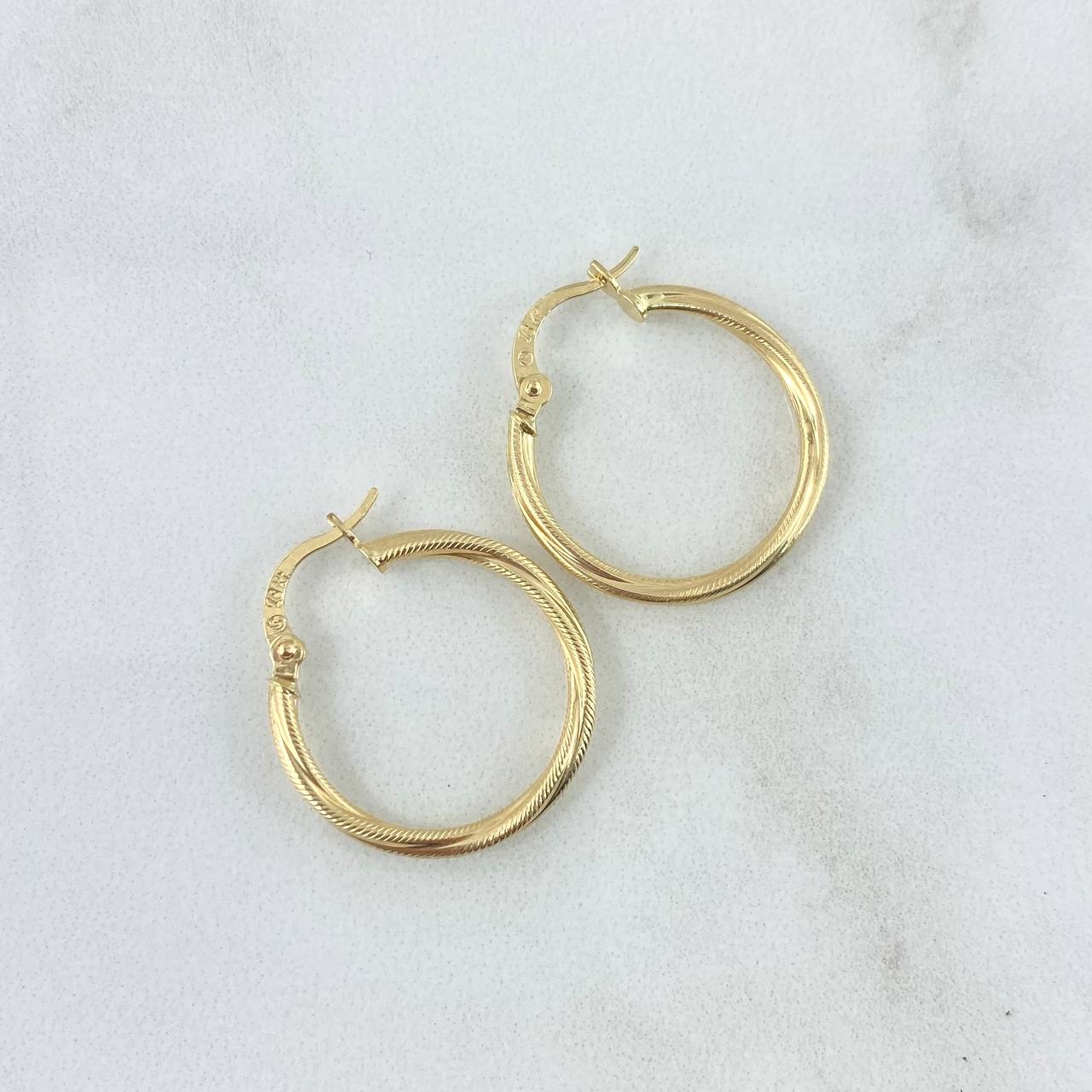 Hoop Earrings Lola 1.25gr / 2.4cm / 18K Yellow Gold ©
