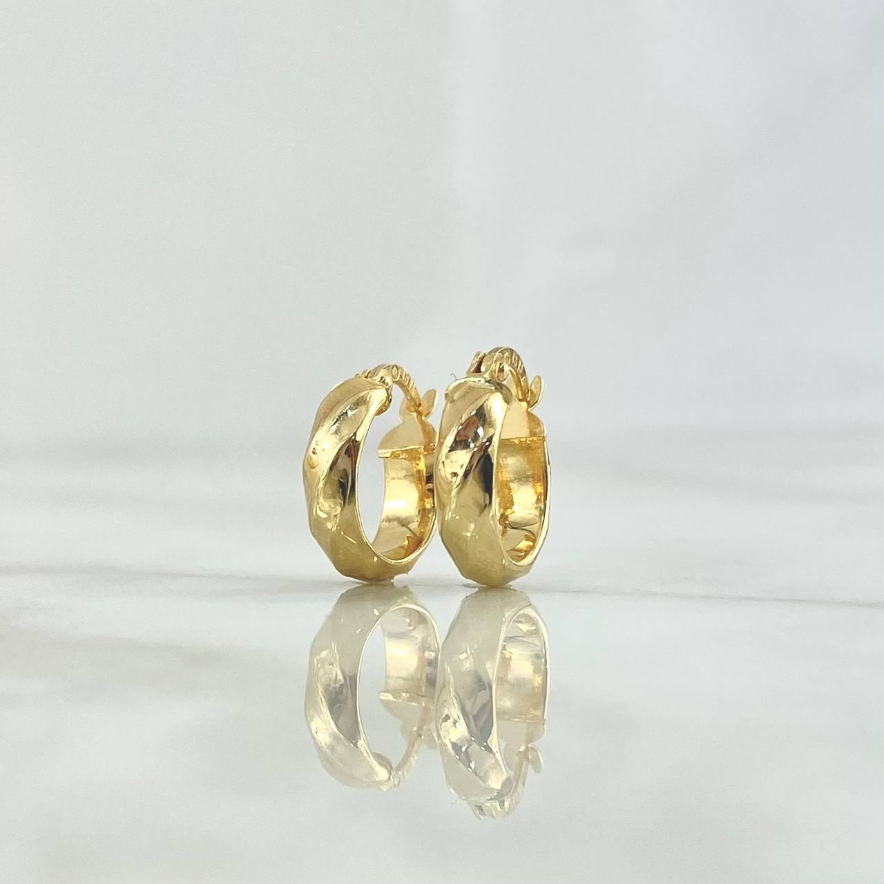 Hoop Earrings Nia 1.35gr / 1.4cm / 18K Yellow Gold