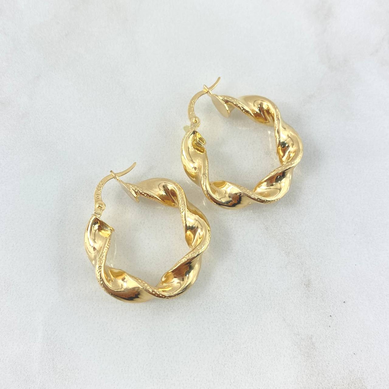 Candongas Demi 4.75gr / 1 1/4 in / Oro Amarillo 18K