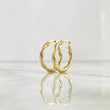 Hoop Earrings Bella 2.3gr / 2.4cm / Striped Twisted Yellow Gold