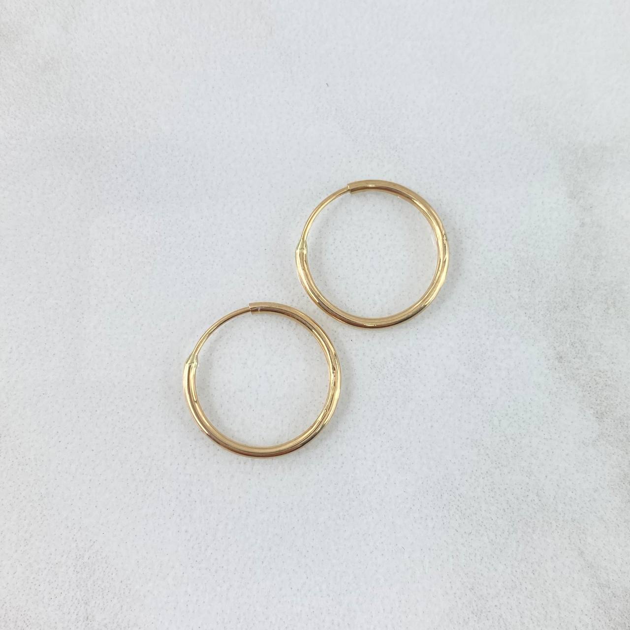 Candongas Aro Liso 0.6gr / 1/2 in / Oro Amarillo 18K