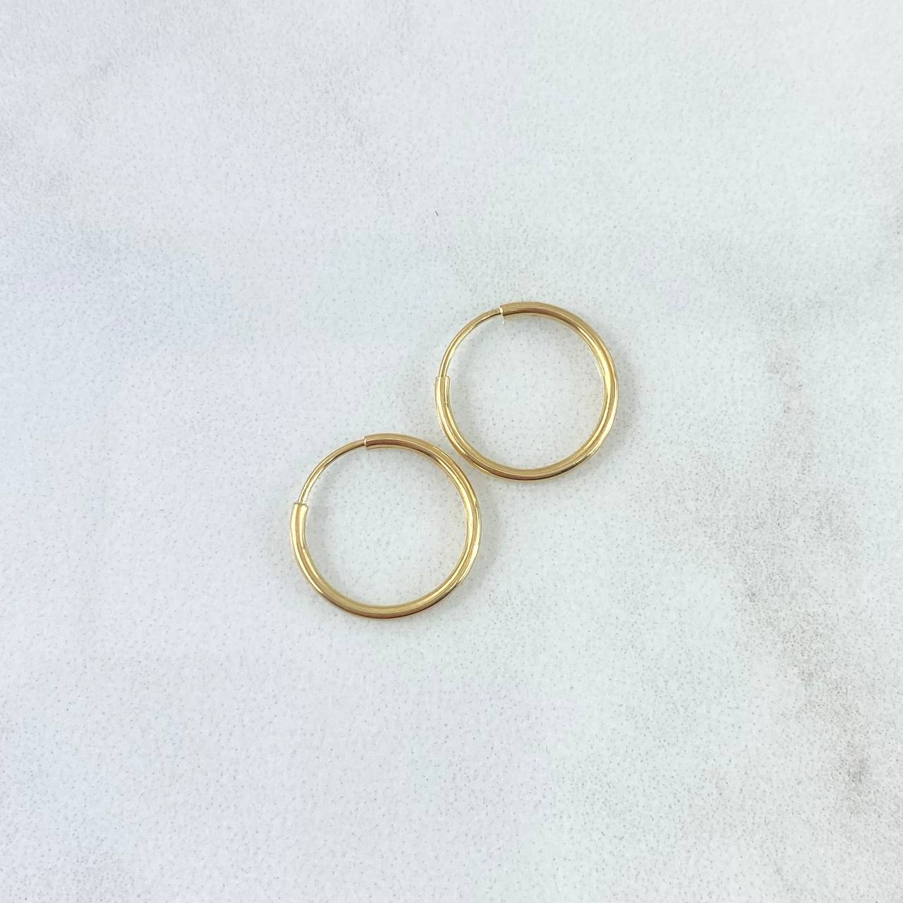 Smooth Hoop Earrings 0.55gr / 1/2 in / Yellow Gold 18K ©
