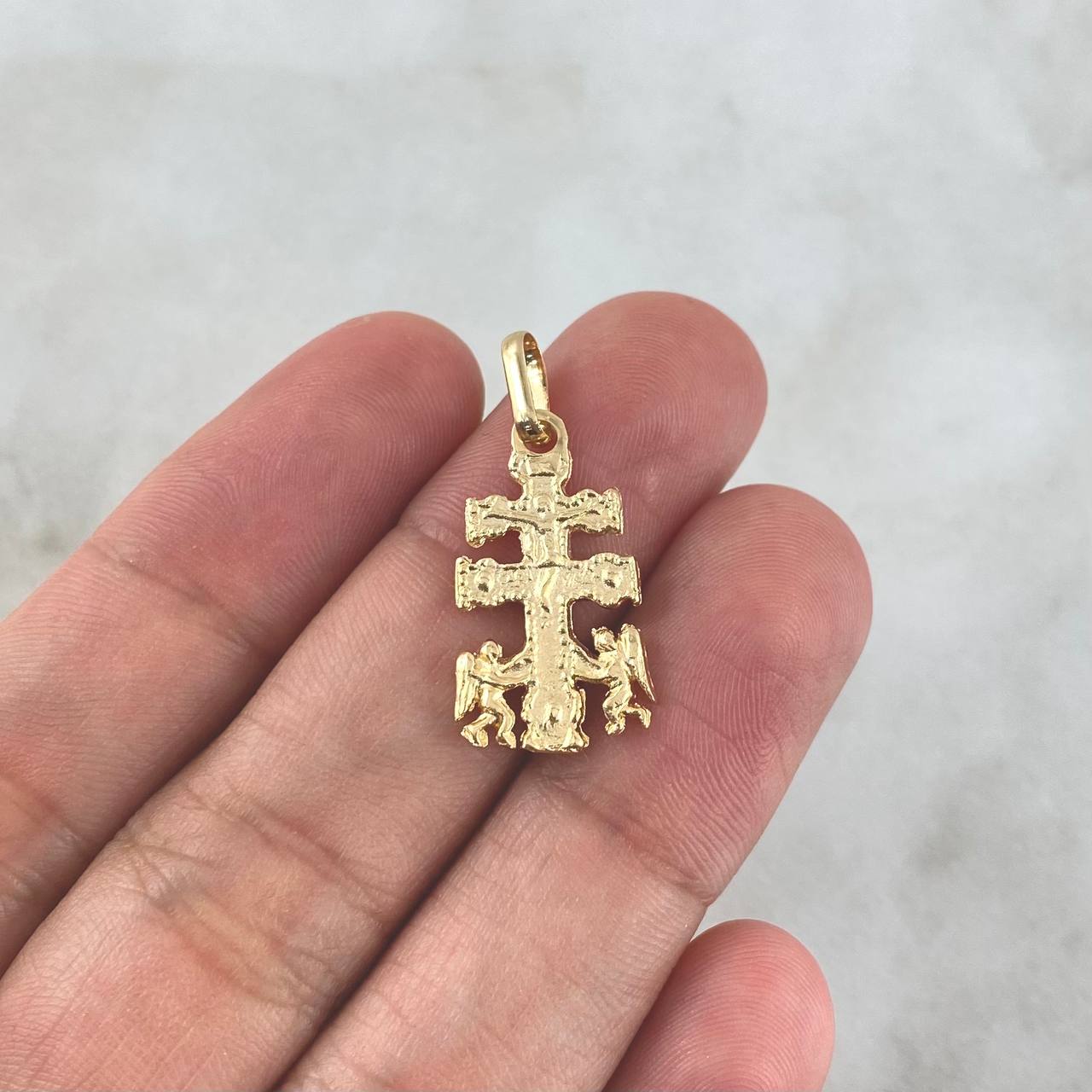 Pendant Caravaca 2.35gr / 2.7cm (1.1in) / 18K Gold