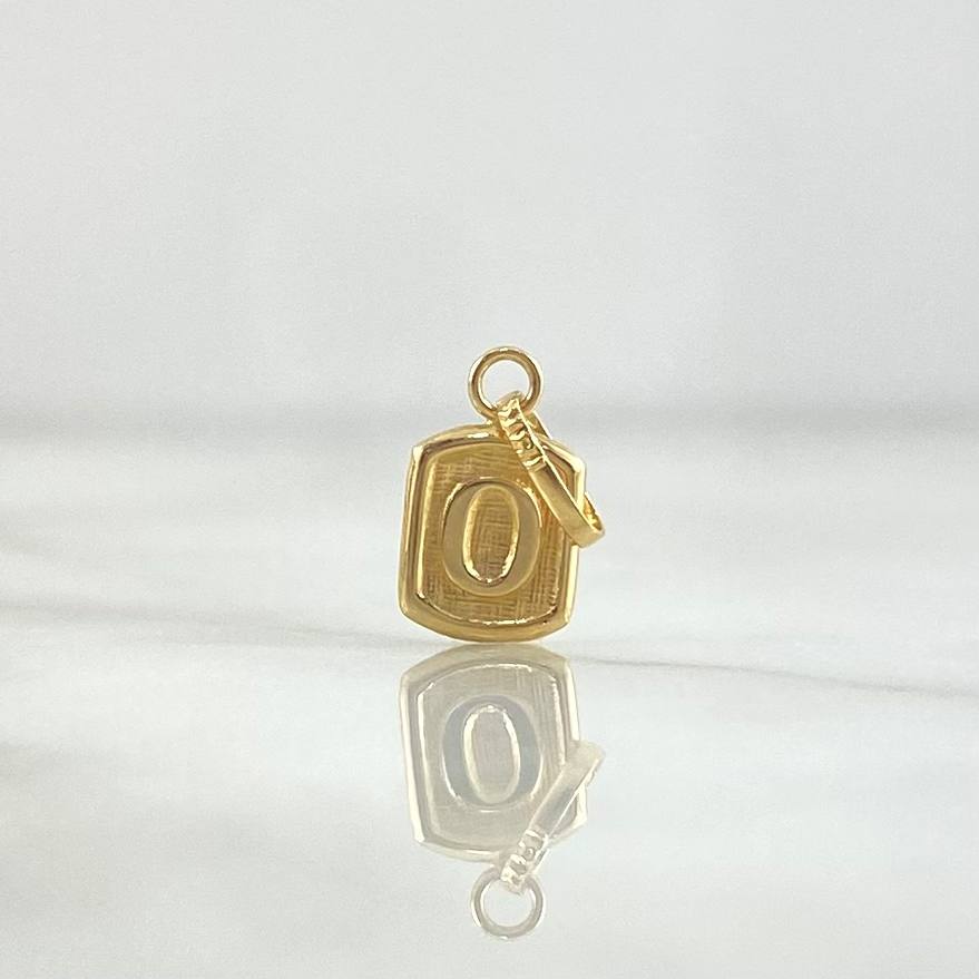 Pendant Letter O Frame 0.3gr / 1.6cm / Yellow Gold