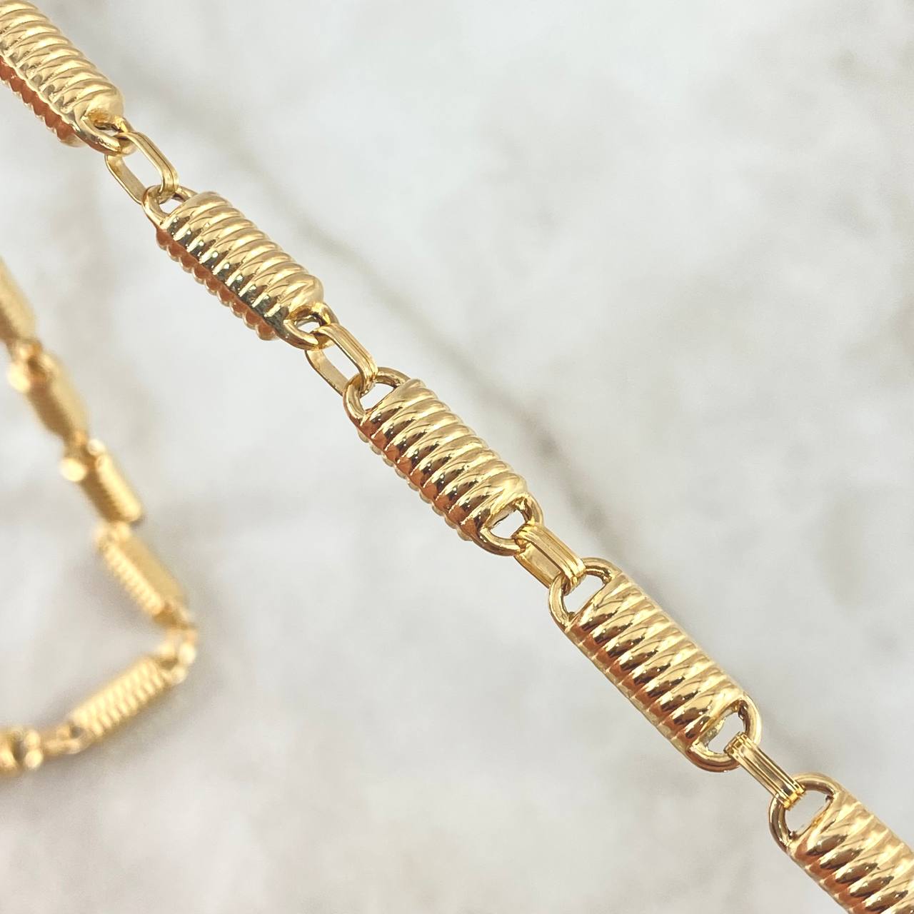 Rustic Chain Barrel Striped 21.5gr / 65cm / Yellow Gold
