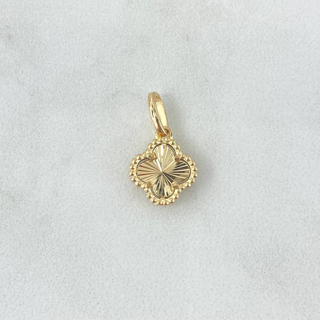 Dije Trebol VCyA 1.55gr / 1.8cm / Diamantado Punteado Oro Amarillo 18K