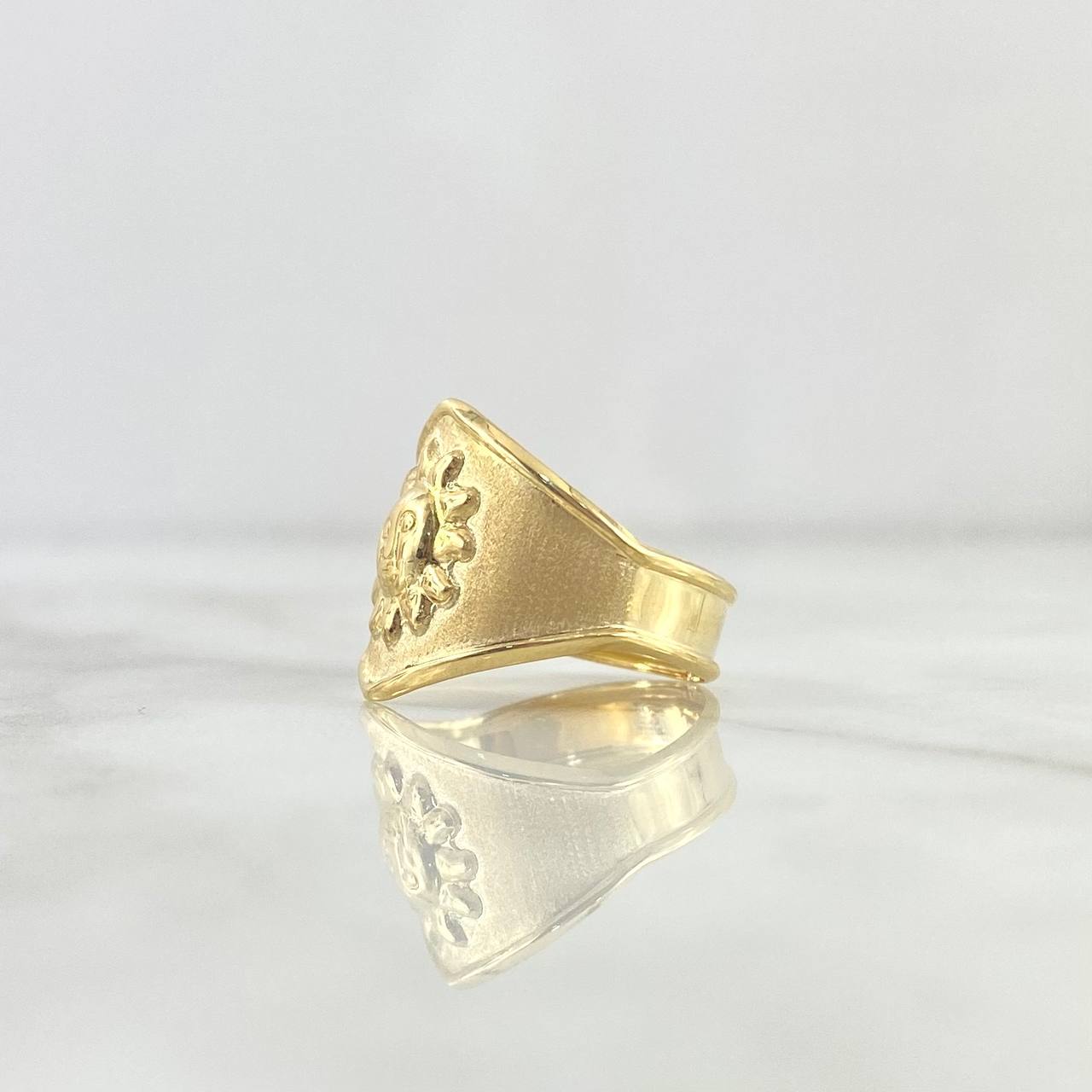 Sun Signet Ring 2gr / Size 7 / Textured Matte 18K Yellow Gold