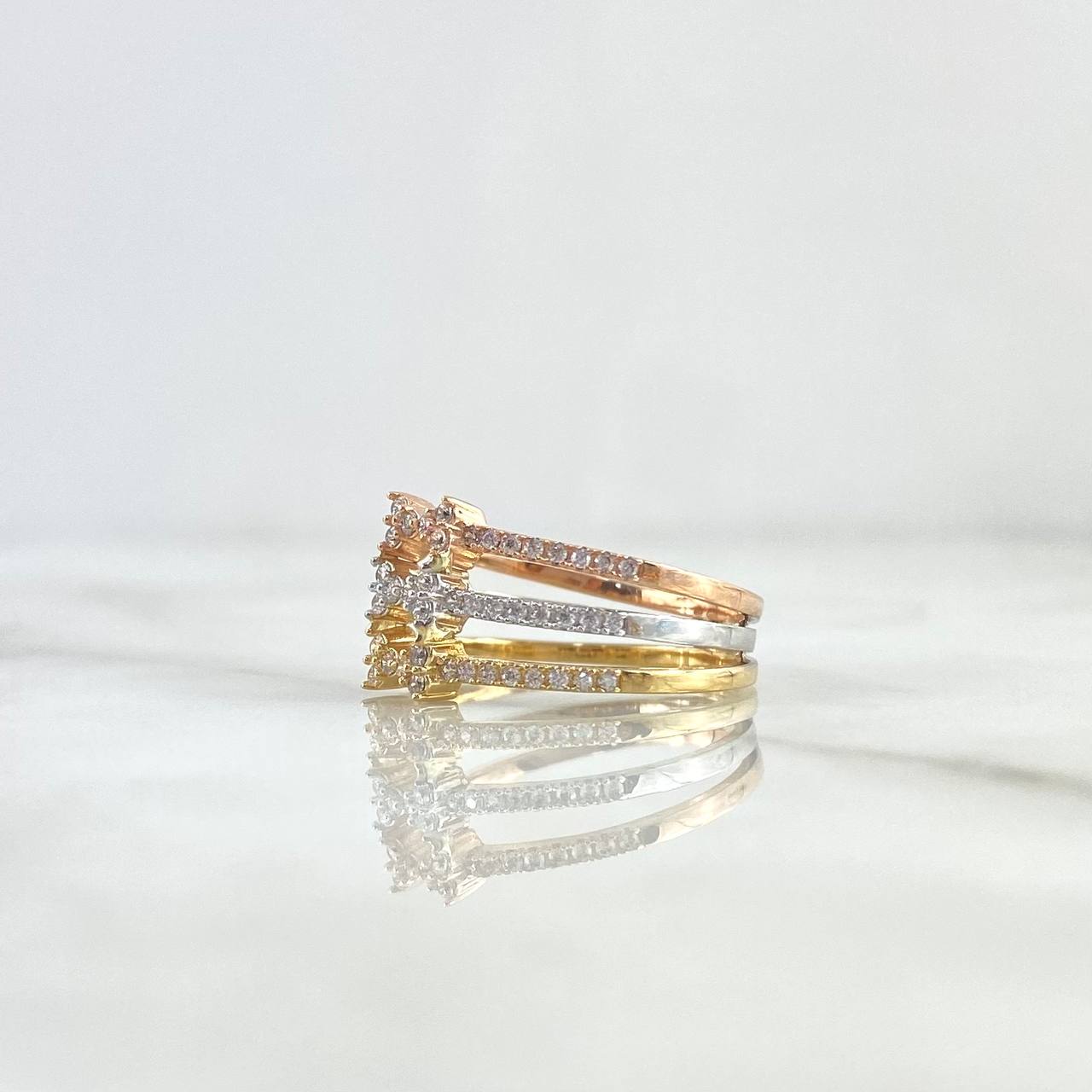Trio Bow Ring 4.15gr / Size 6 1/2 / White Zircons 18K Yellow Gold