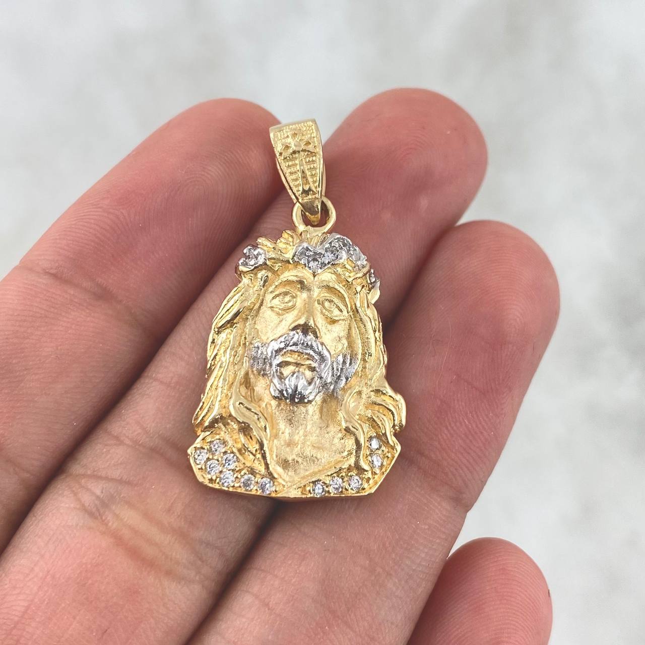 Pendant Face Jesus 6.15gr / 3.4cm / White Zircons Two-tone Yellow White Gold
