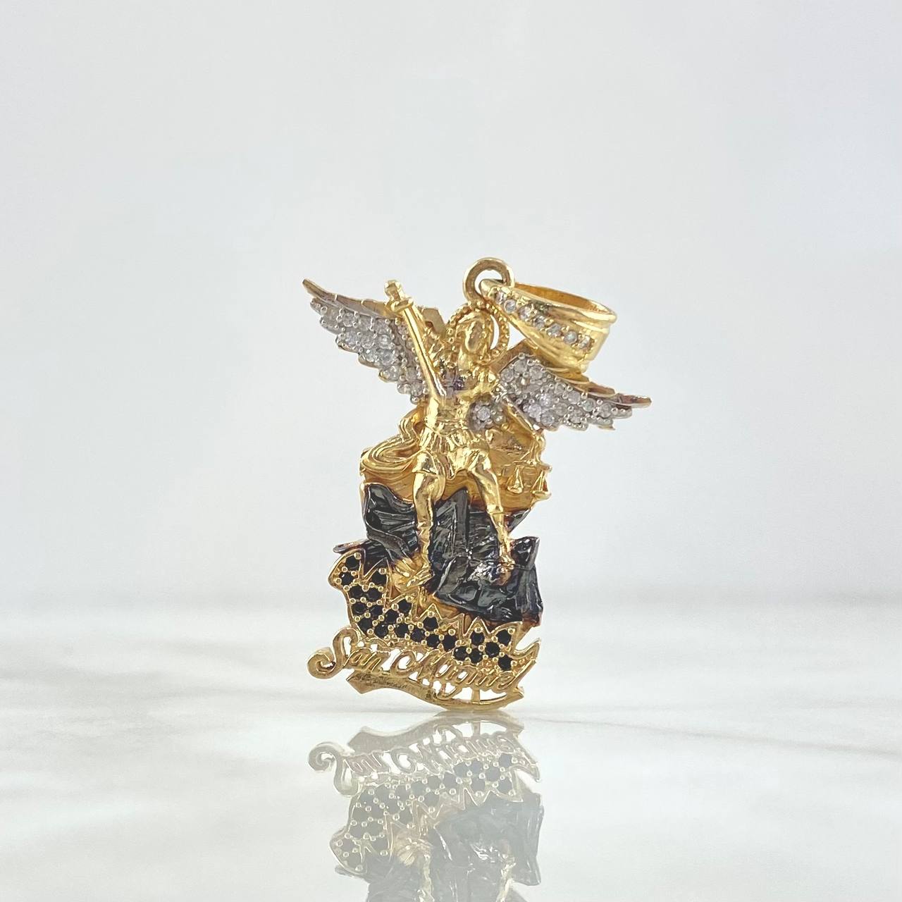 Pendant San Miguel Archangel 7.4gr / 4cm / White and Black Zircons Yellow Gold