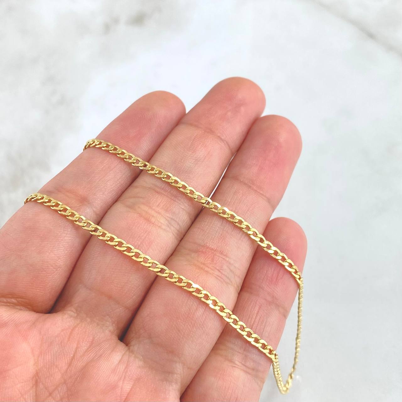 Cadena Cubana 3.4gr / 50cm / 2.4mm Oro Amarillo +0 18K *