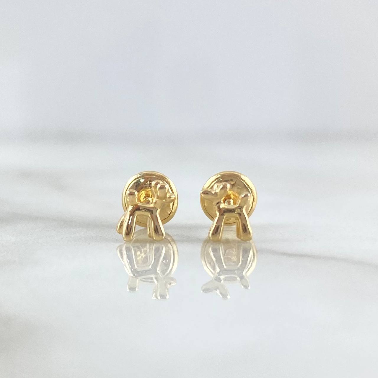 Stud Earrings Dog Balloon 0.85gr / 5mm Smooth Yellow Gold