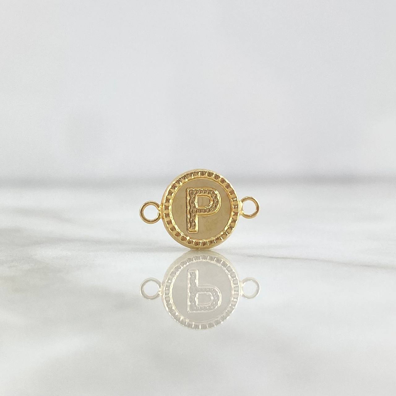 Herraje Letra P Mate 0.6gr / 1.7cm / Circulo Bordeado  Oro Amarillo 18K *