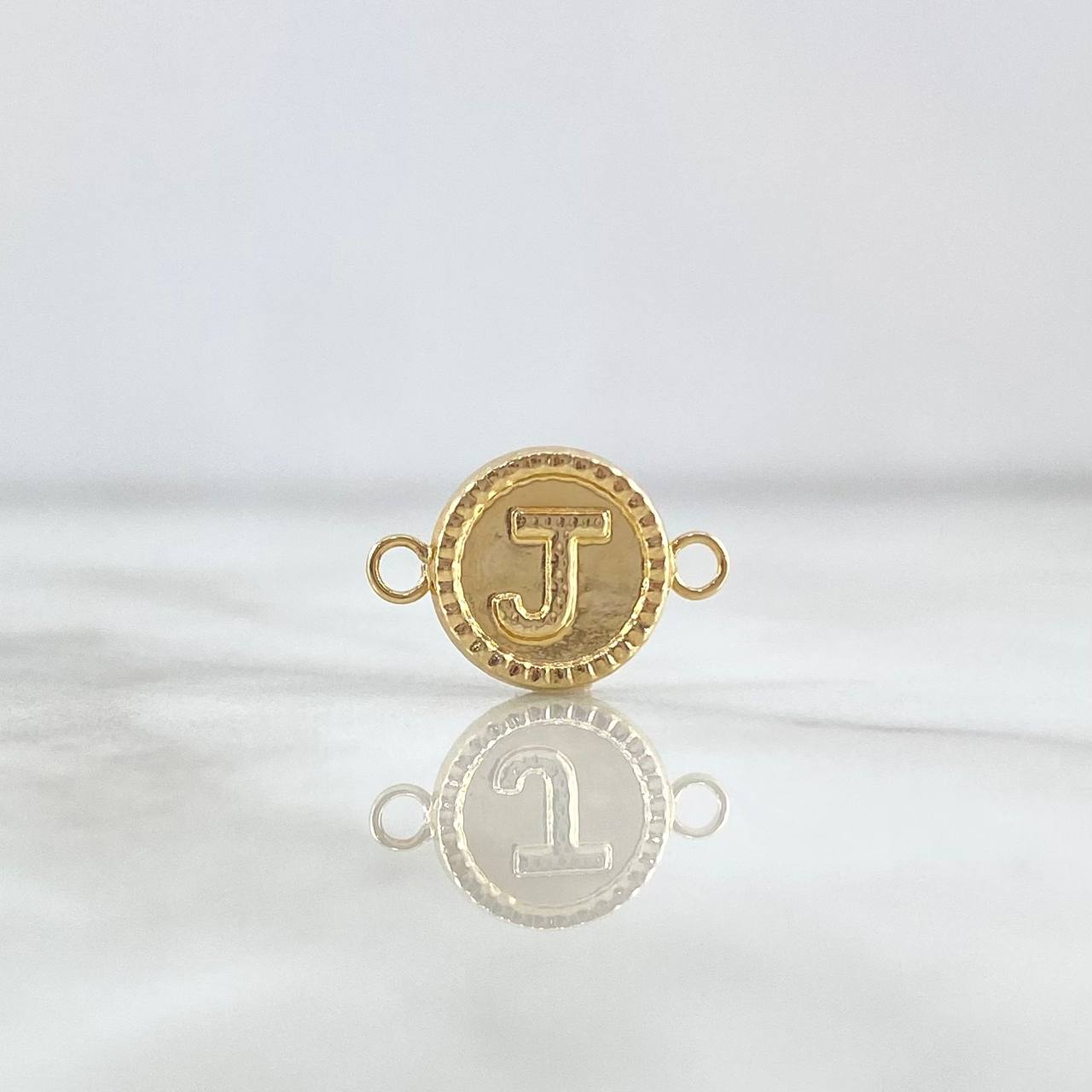 Charm Letter J 0.65gr / 0.7in / Bordered Circle 18K Gold ©