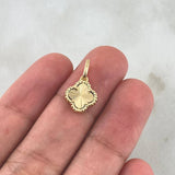 Pendant Clover VCyA 1.35gr / 1.8cm / Diamond Cut Punteado Oro Amarillo 18K ©