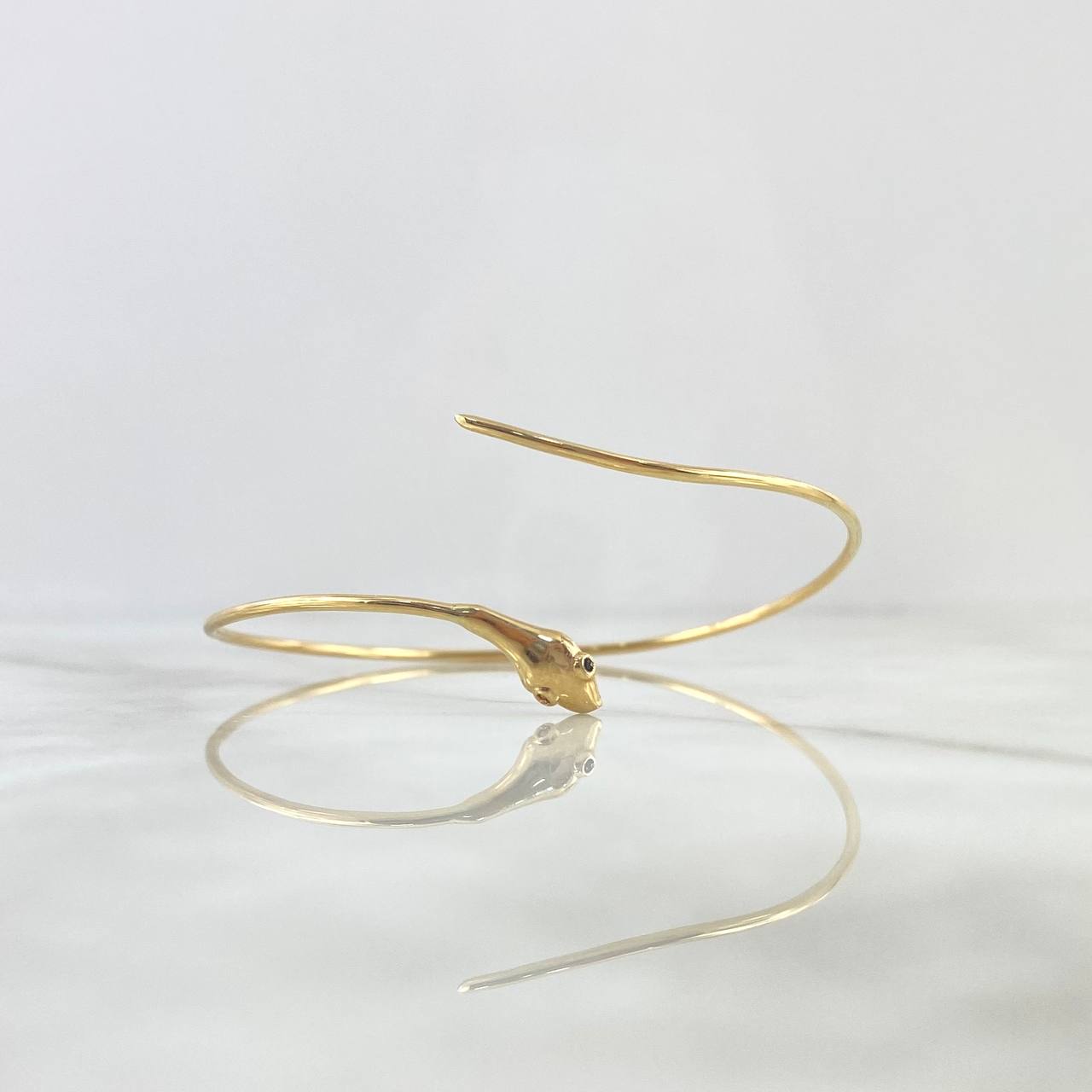Pulso Aro Serpiente 5.8gr / 19cm / Circones Negros Oro Amarillo ©