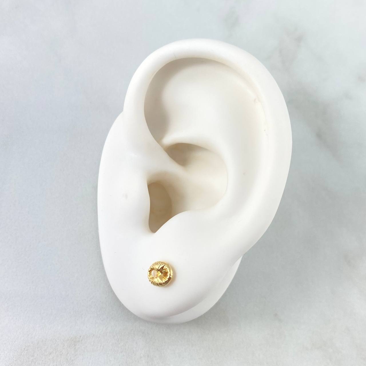 Stud Earrings GC 0.65gr / 18K Gold